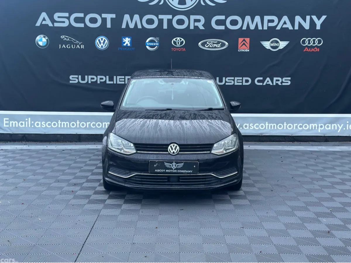Volkswagen Polo Hatchback, Petrol, 2014, Black