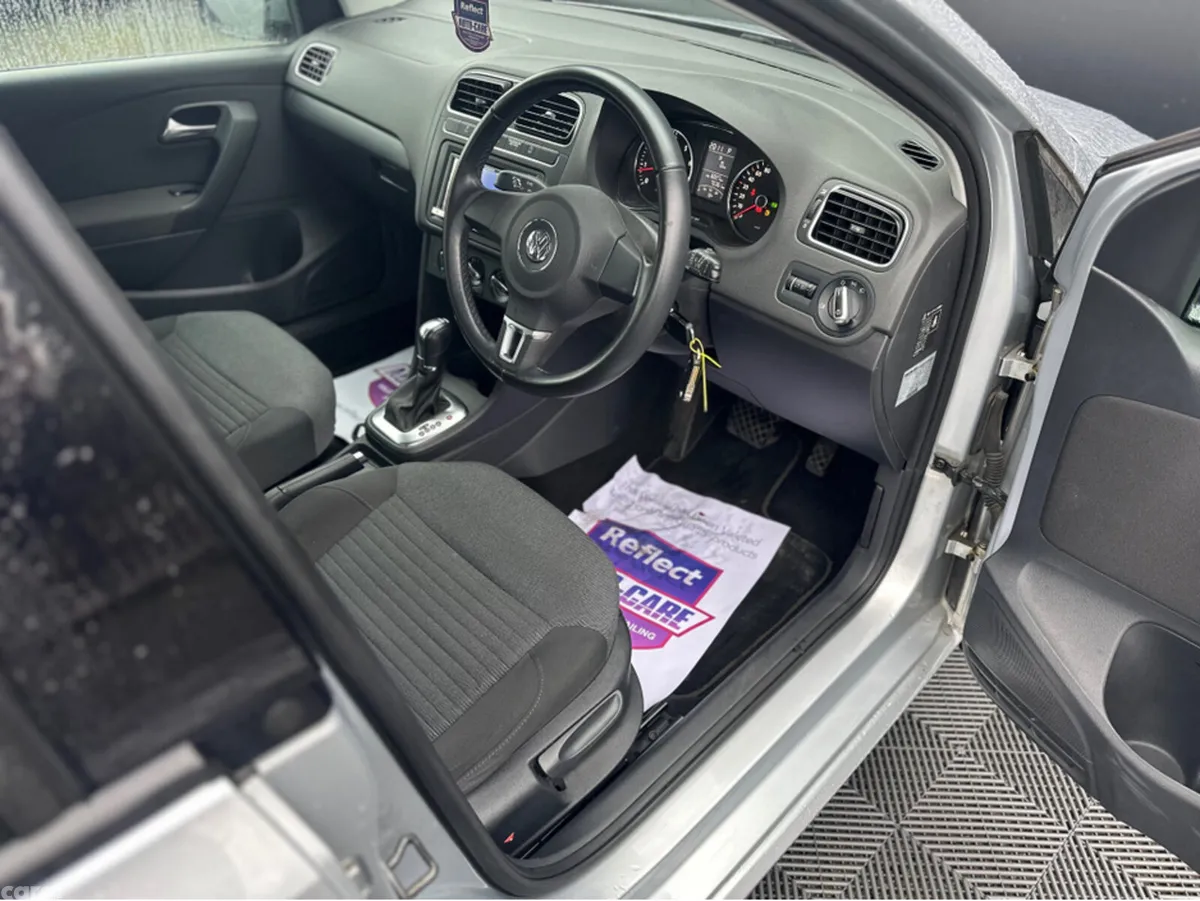 Volkswagen Polo Hatchback, Petrol, 2013, Silver
