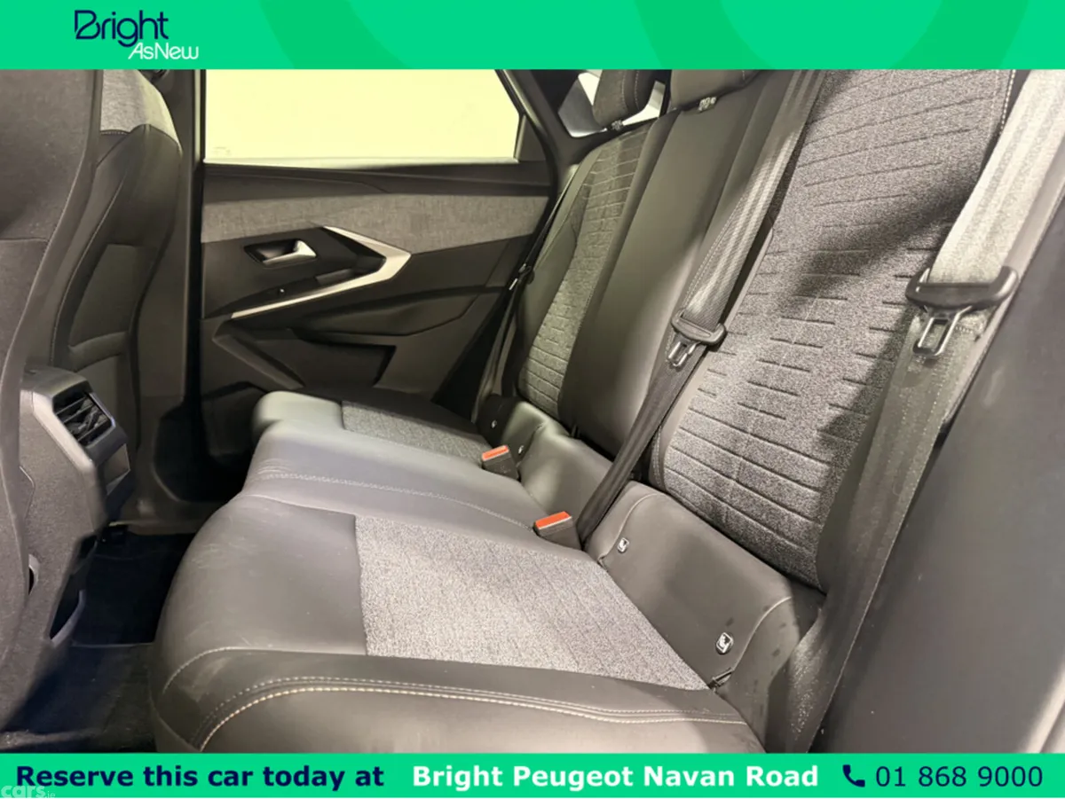 Peugeot 3008 MPV, Petrol Hybrid, 2025, Grey