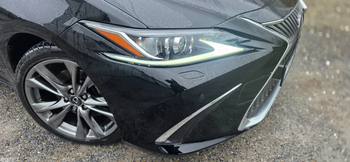 Lexus ES Saloon, Petrol Hybrid, 2020, Black