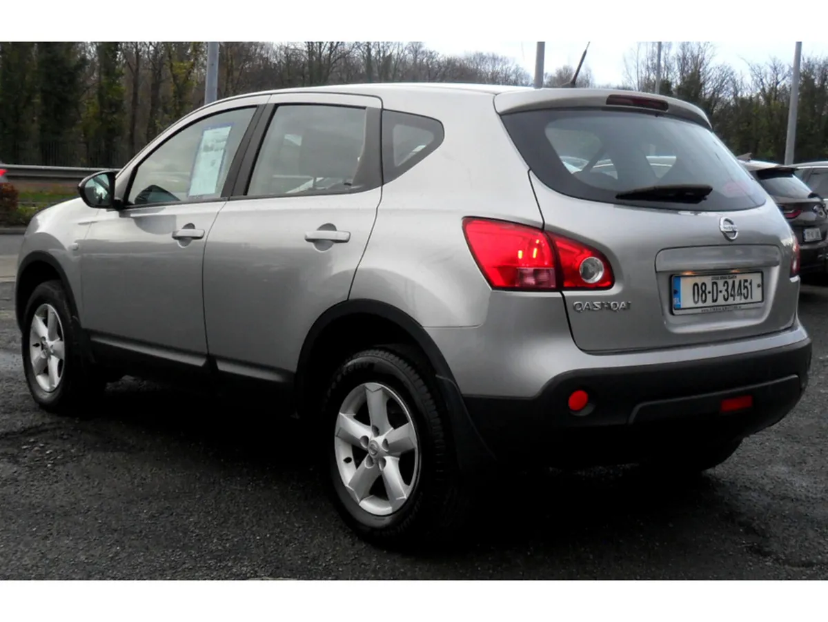 Nissan Qashqai Hatchback, Petrol, 2008, Silver