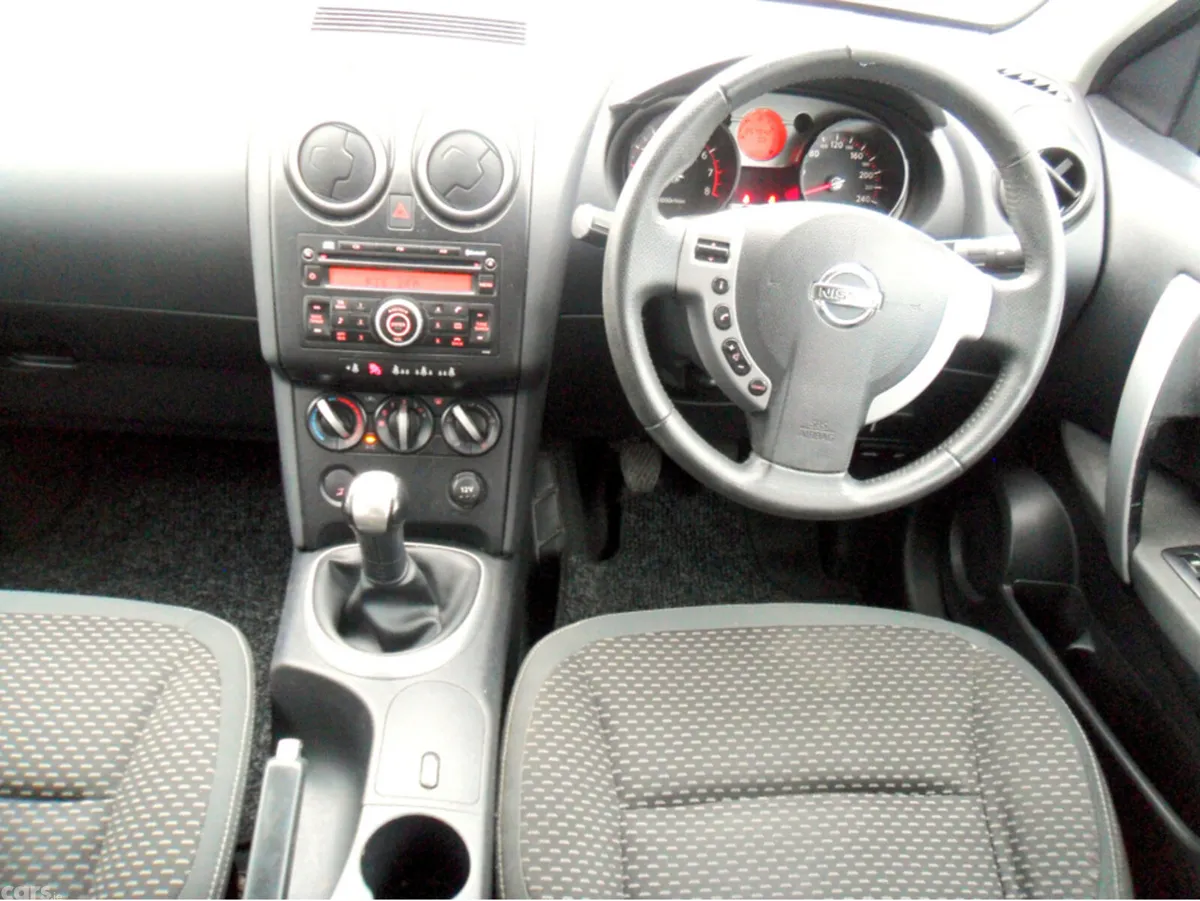 Nissan Qashqai Hatchback, Petrol, 2008, Silver