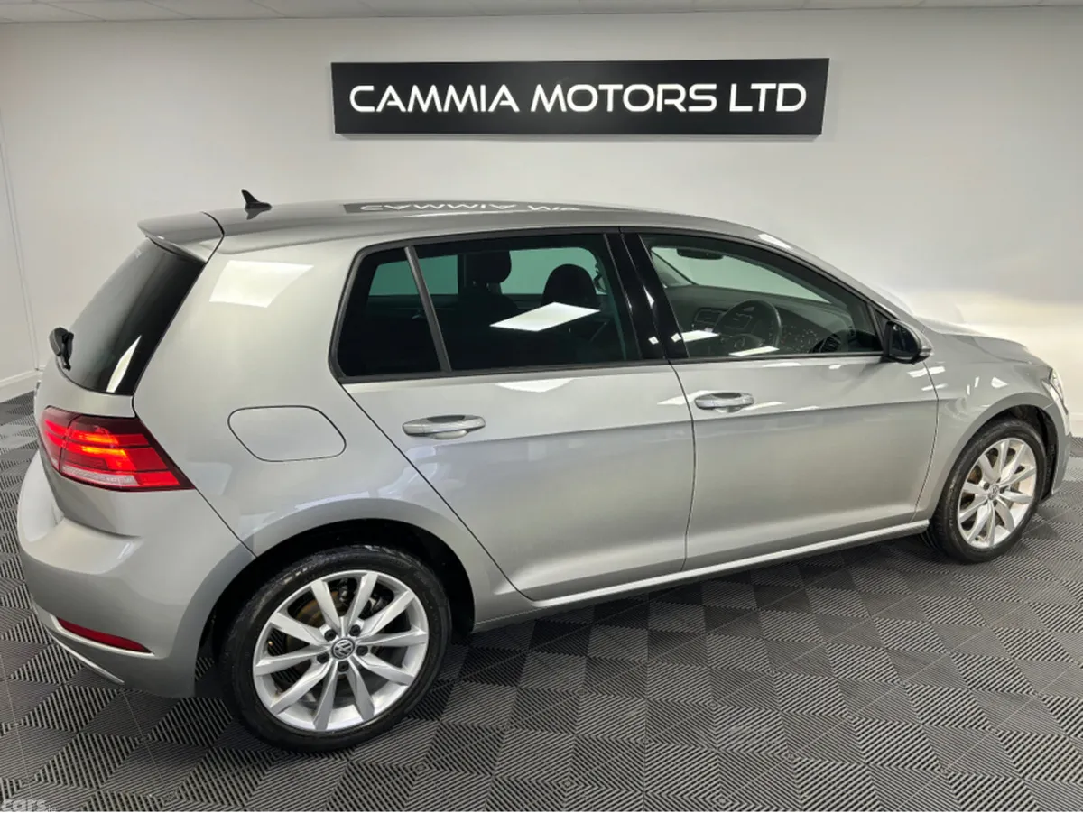 Volkswagen Golf Hatchback, Petrol, 2019, Silver