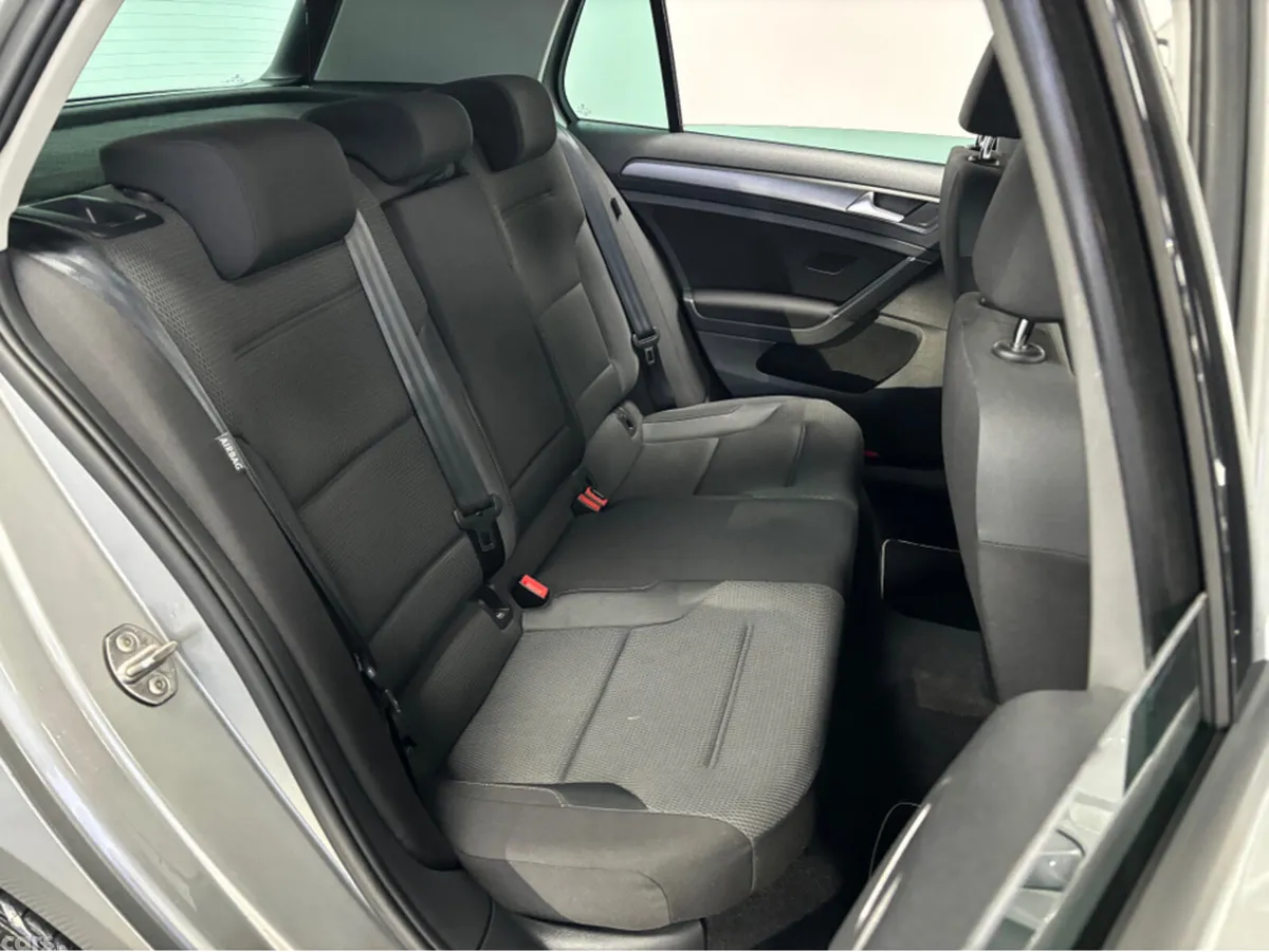 Volkswagen Golf Hatchback, Petrol, 2019, Silver