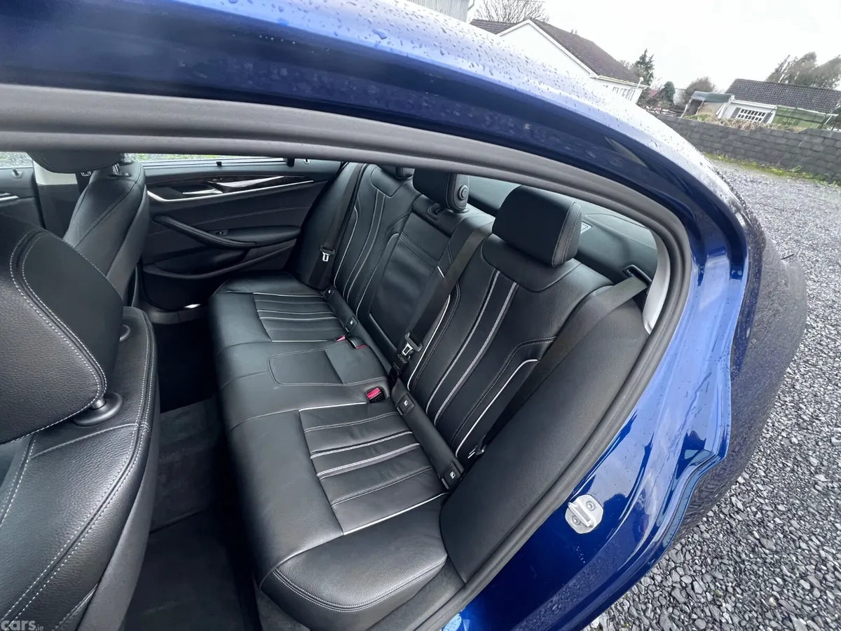 BMW 5-Series Saloon, Diesel, 2017, Blue