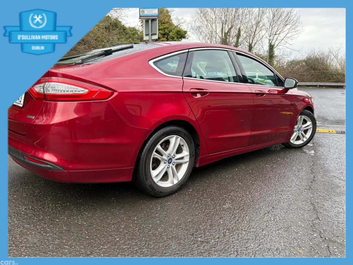 Ford Mondeo Hatchback, Diesel, 2016, Red