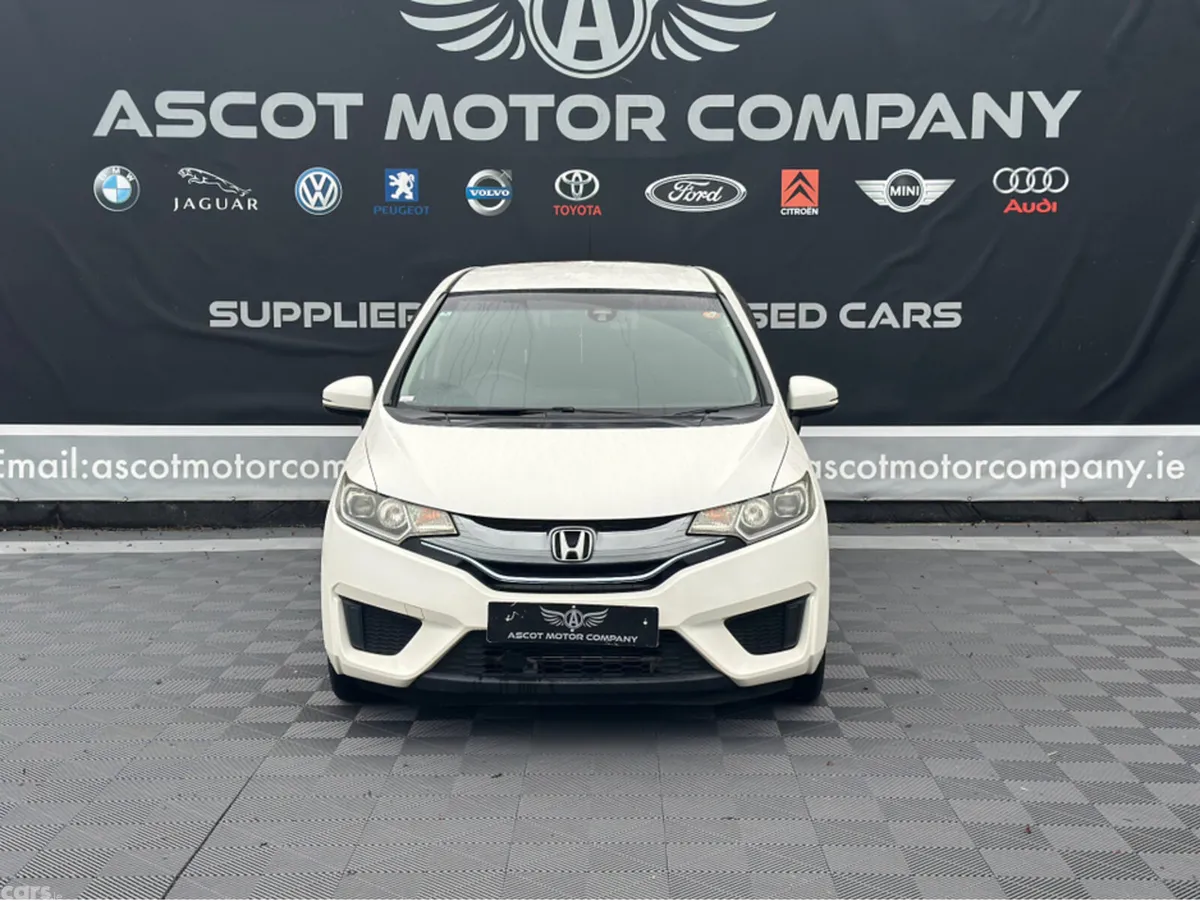 Honda Fit Hatchback, Petrol Hybrid, 2014, White