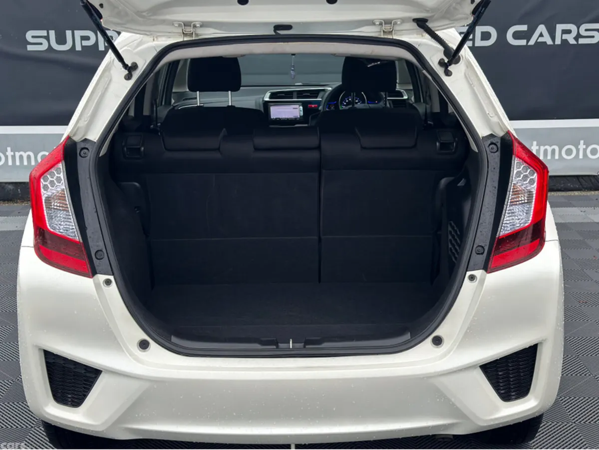 Honda Fit Hatchback, Petrol Hybrid, 2014, White