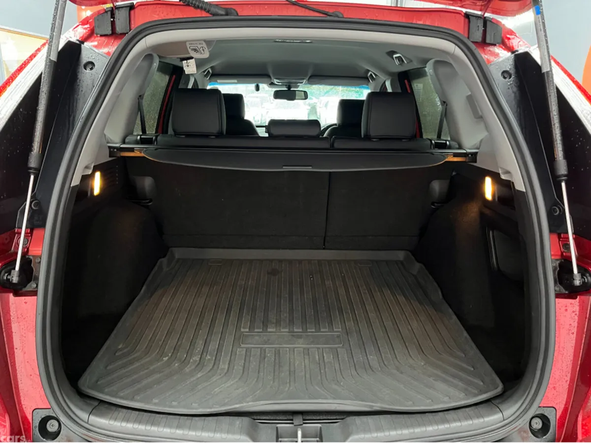 Honda CR-V SUV, Petrol Hybrid, 2022, Red