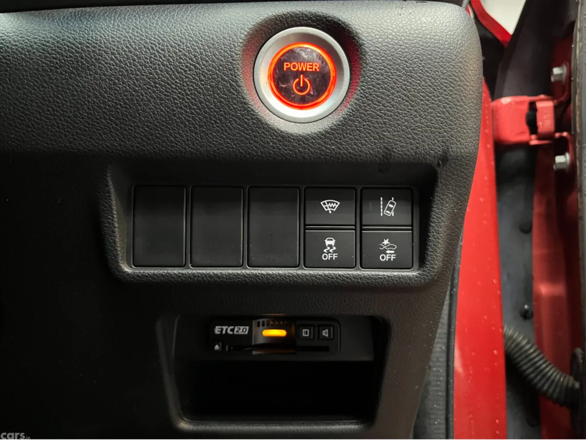 Honda CR-V SUV, Petrol Hybrid, 2022, Red