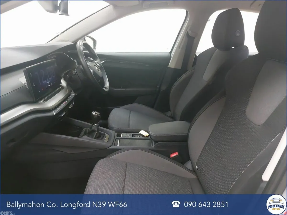 Skoda Octavia Hatchback, Diesel, 2022, Silver