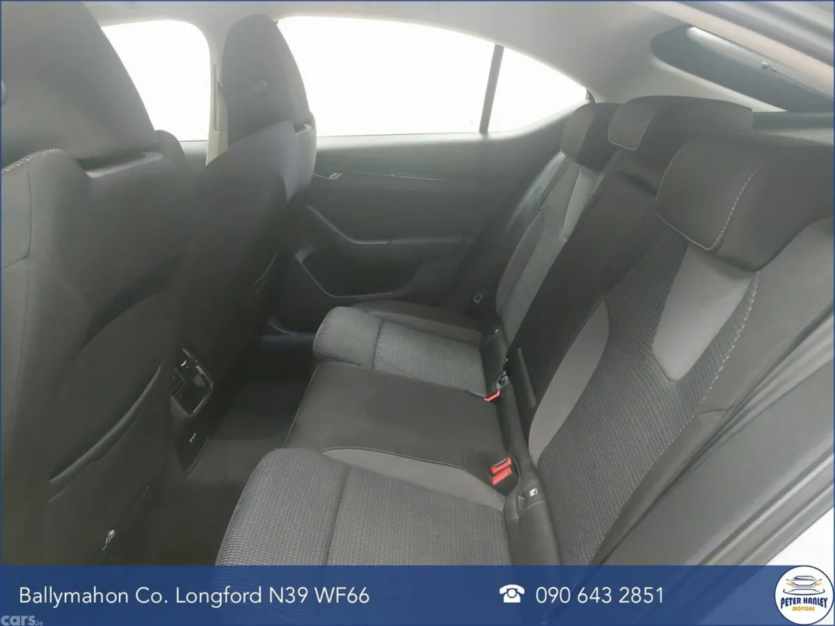 Skoda Octavia Hatchback, Diesel, 2022, Silver