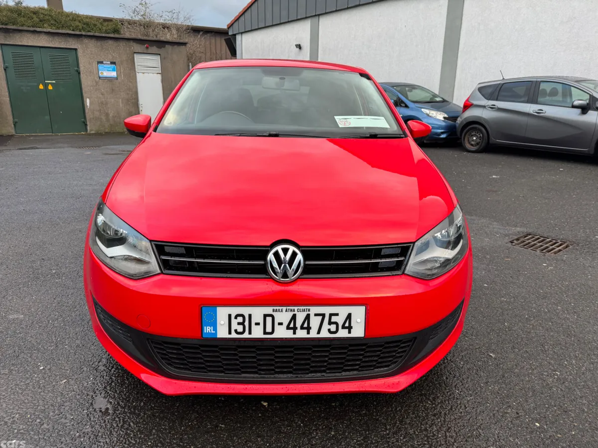 Volkswagen Polo Hatchback, Petrol, 2013, Red