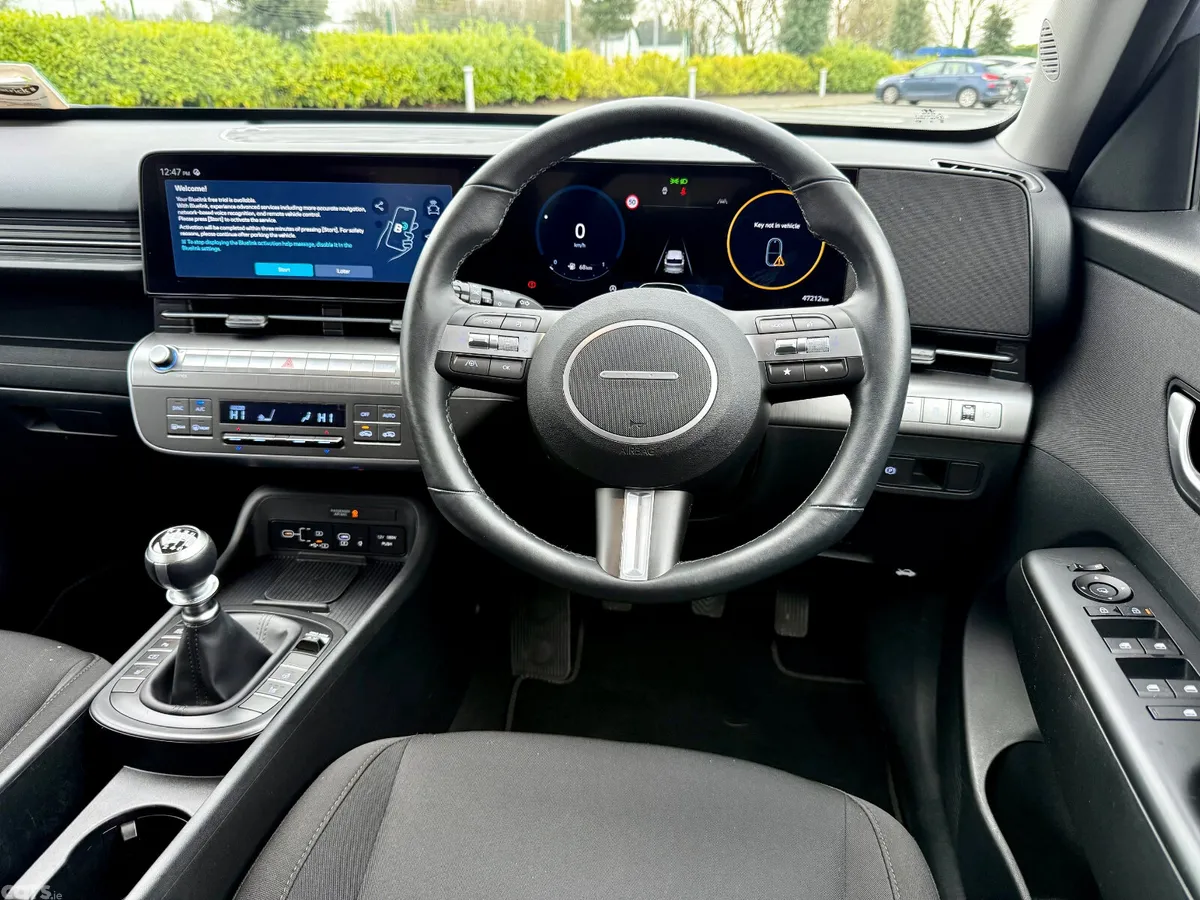 Hyundai KONA MPV, Petrol, 2024, Blue