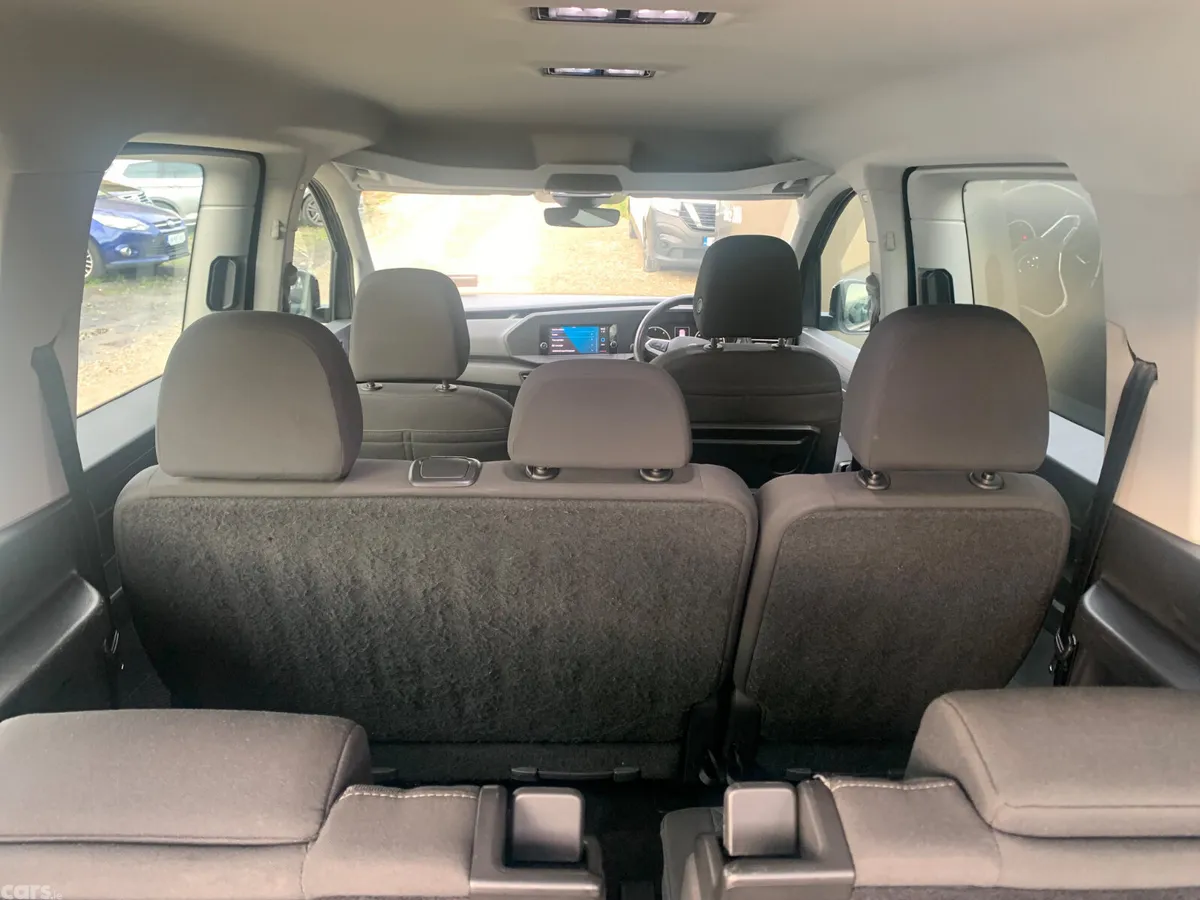 Volkswagen Caddy Maxi Life MPV, Diesel, 2023, Grey
