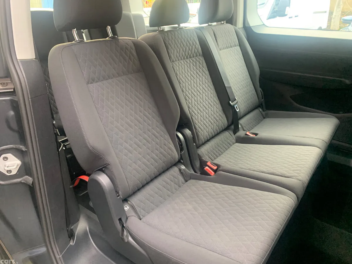 Volkswagen Caddy Maxi Life MPV, Diesel, 2023, Grey