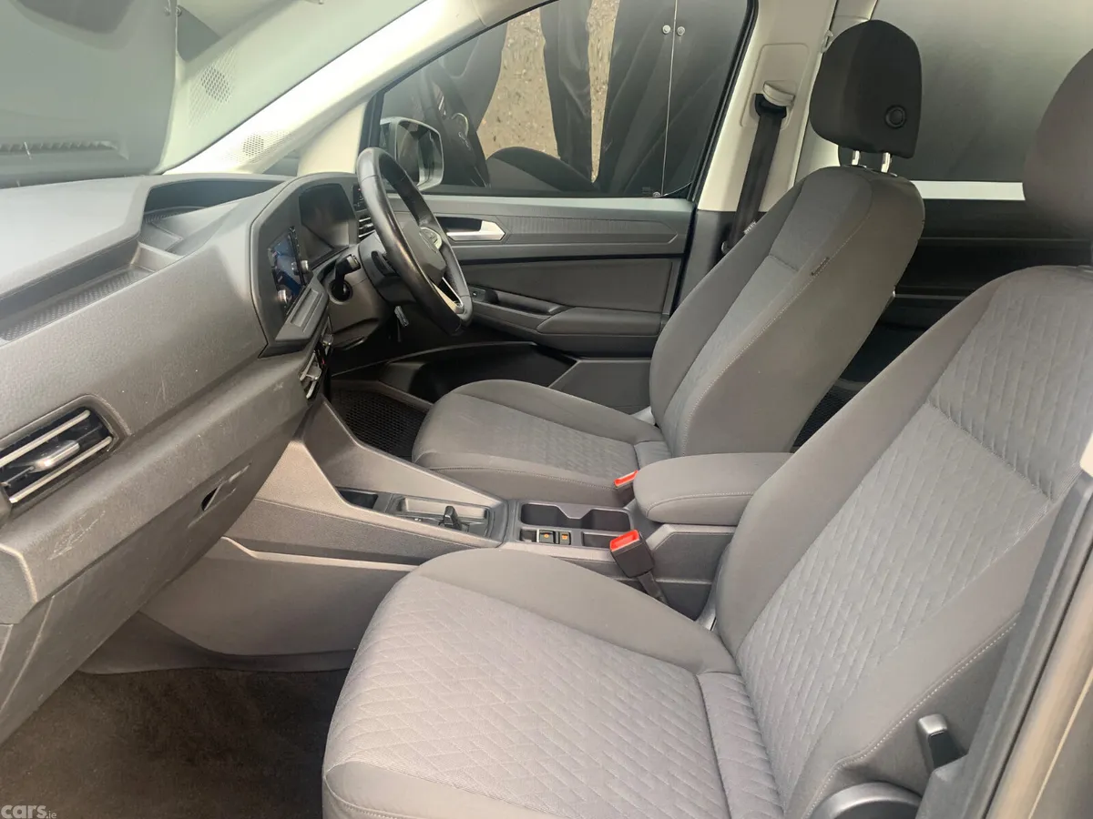 Volkswagen Caddy Maxi Life MPV, Diesel, 2023, Grey
