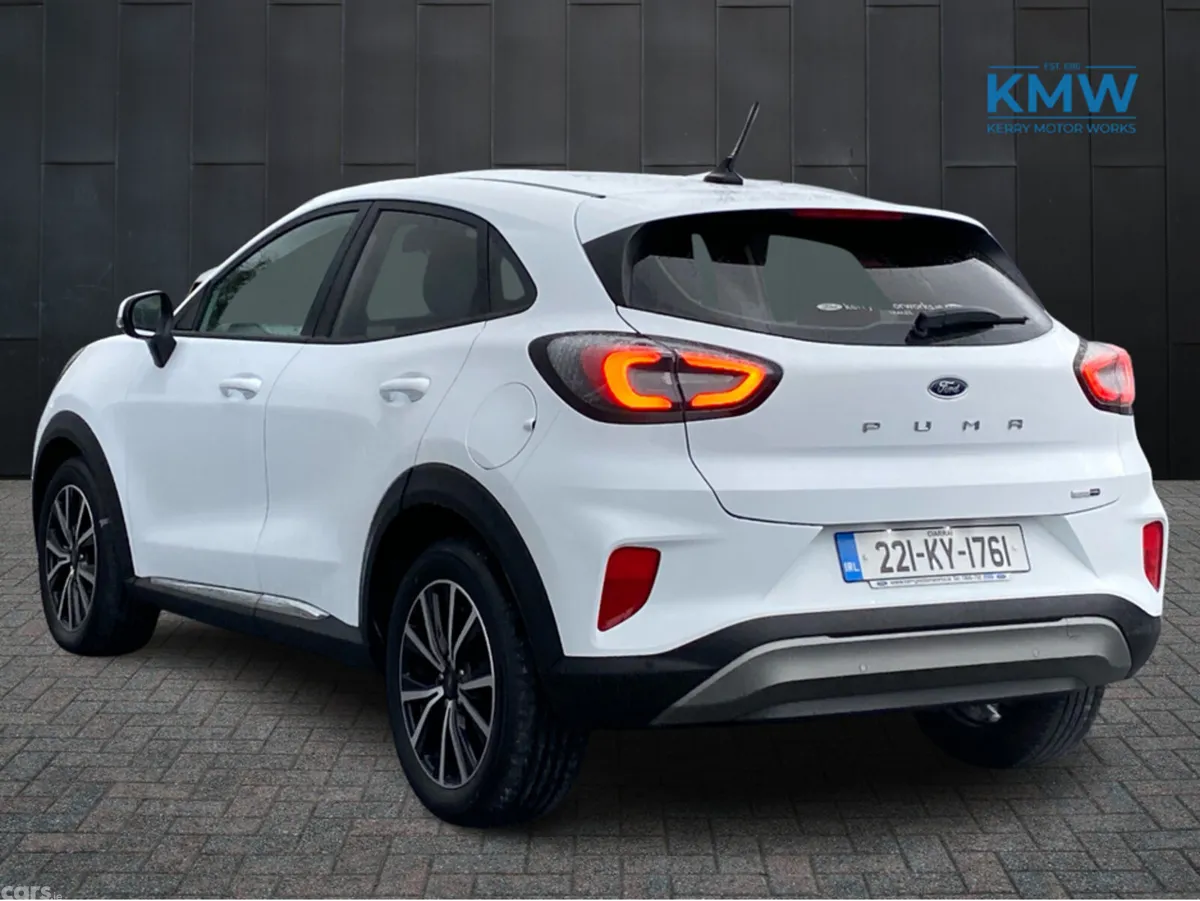 Ford Puma MPV, Petrol Hybrid, 2022, White
