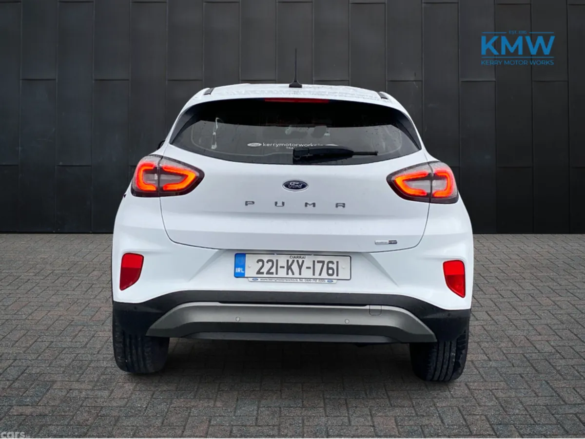 Ford Puma MPV, Petrol Hybrid, 2022, White