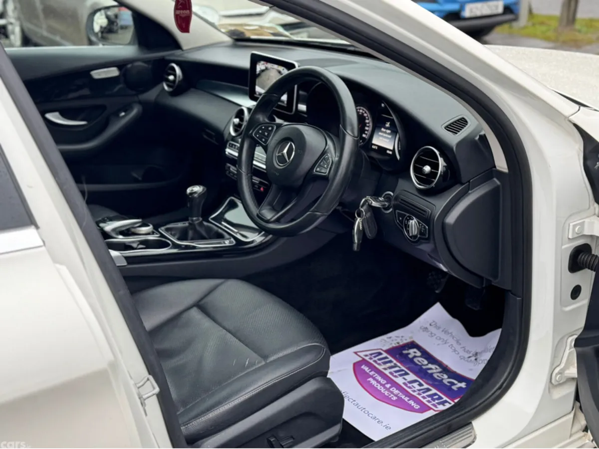 Mercedes-Benz C-Class Saloon, Diesel, 2014, White