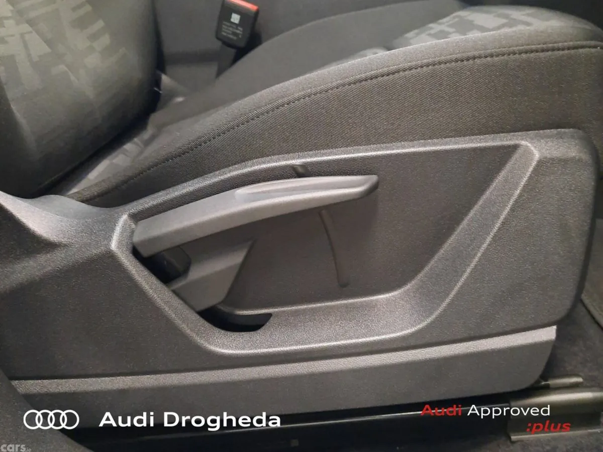 Audi Q5 SUV, Petrol, 2026, White
