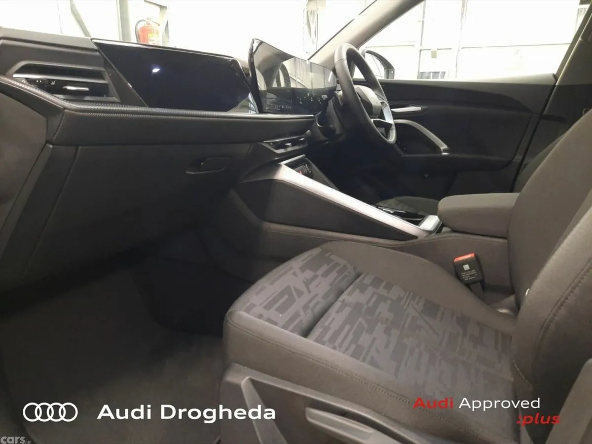 Audi Q5 SUV, Petrol, 2026, White