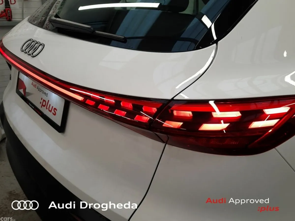 Audi Q5 SUV, Petrol, 2026, White
