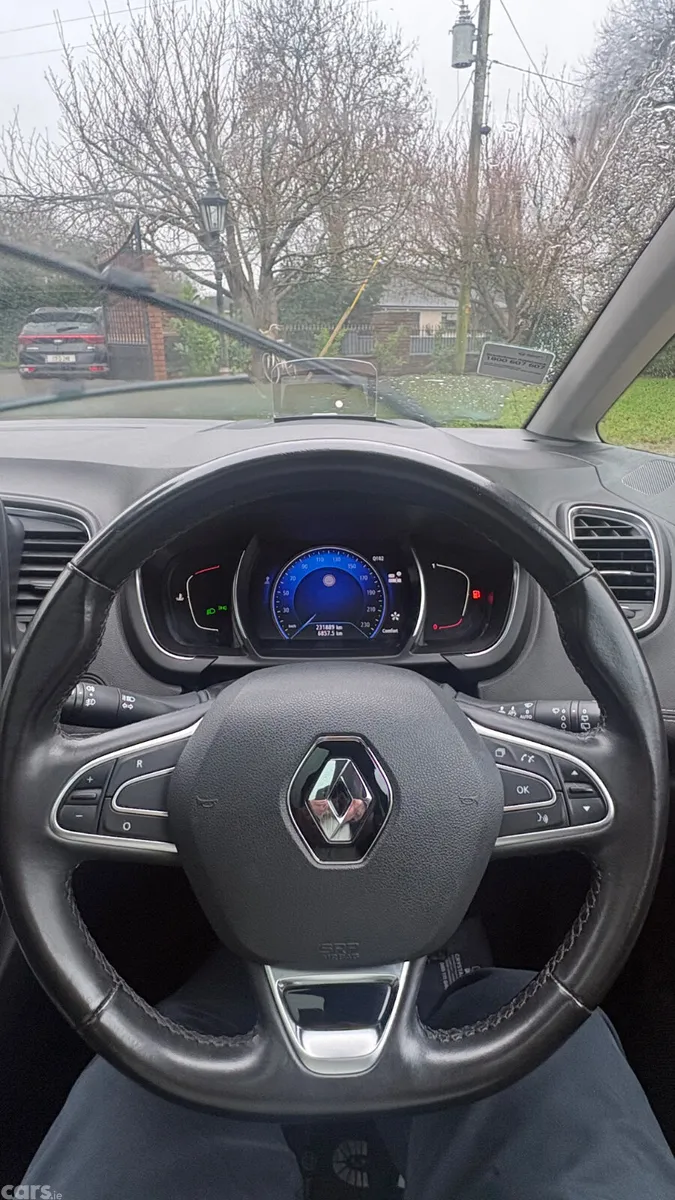 Renault Grand Scenic MPV, Diesel, 2017, Blue