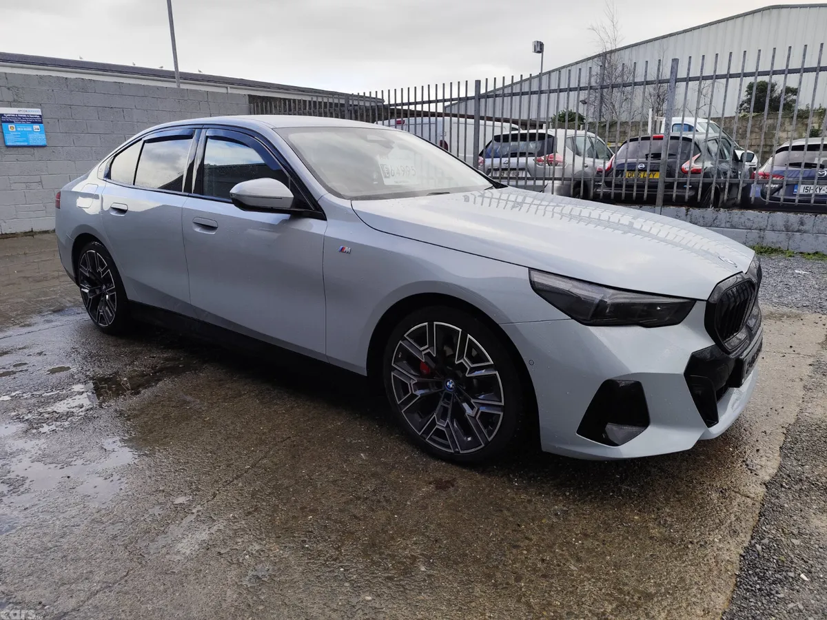 BMW 5-Series Saloon, Petrol Plug-in Hybrid, 2024, Grey
