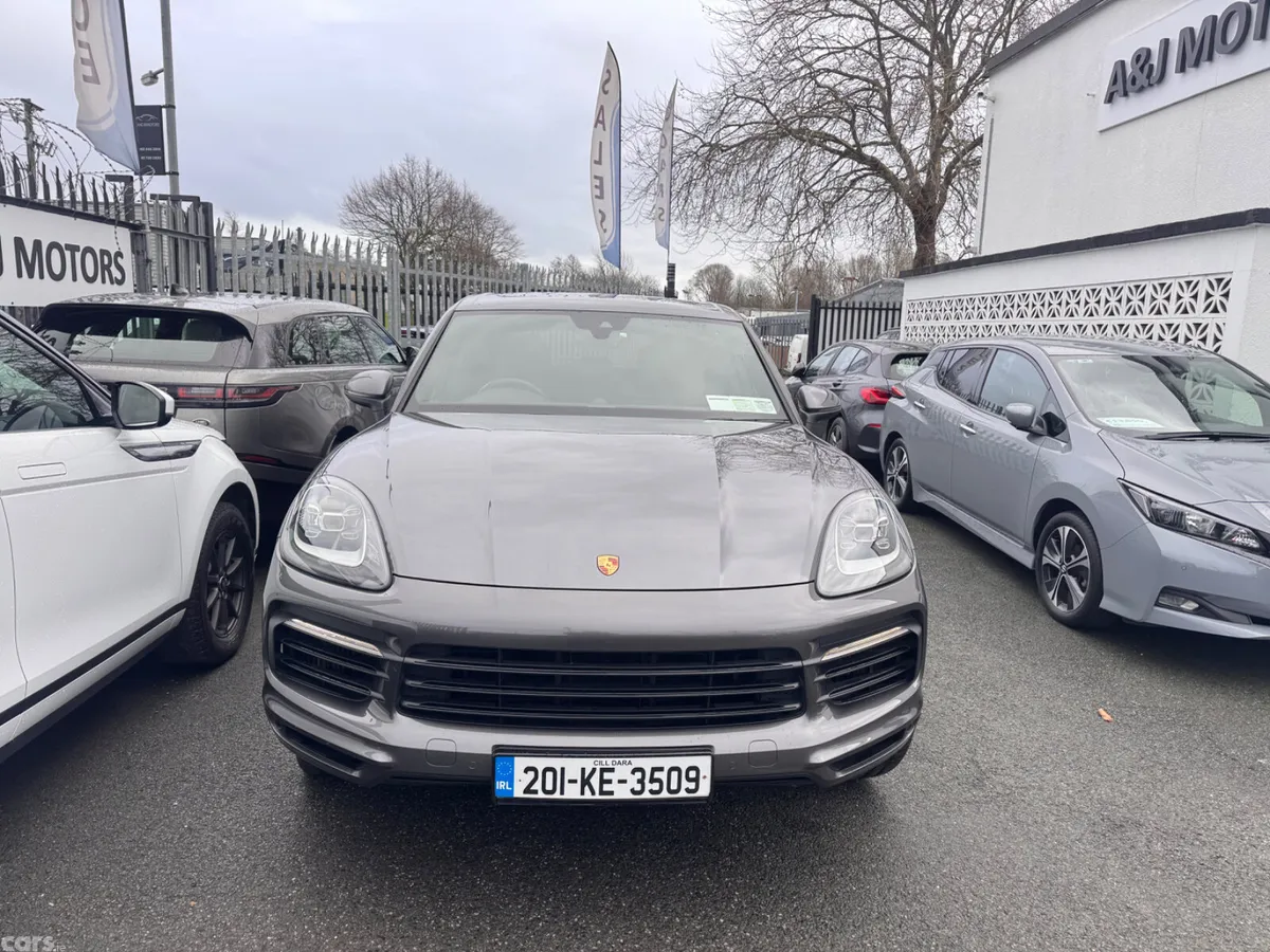 Porsche Cayenne SUV, Petrol Plug-in Hybrid, 2020, Grey