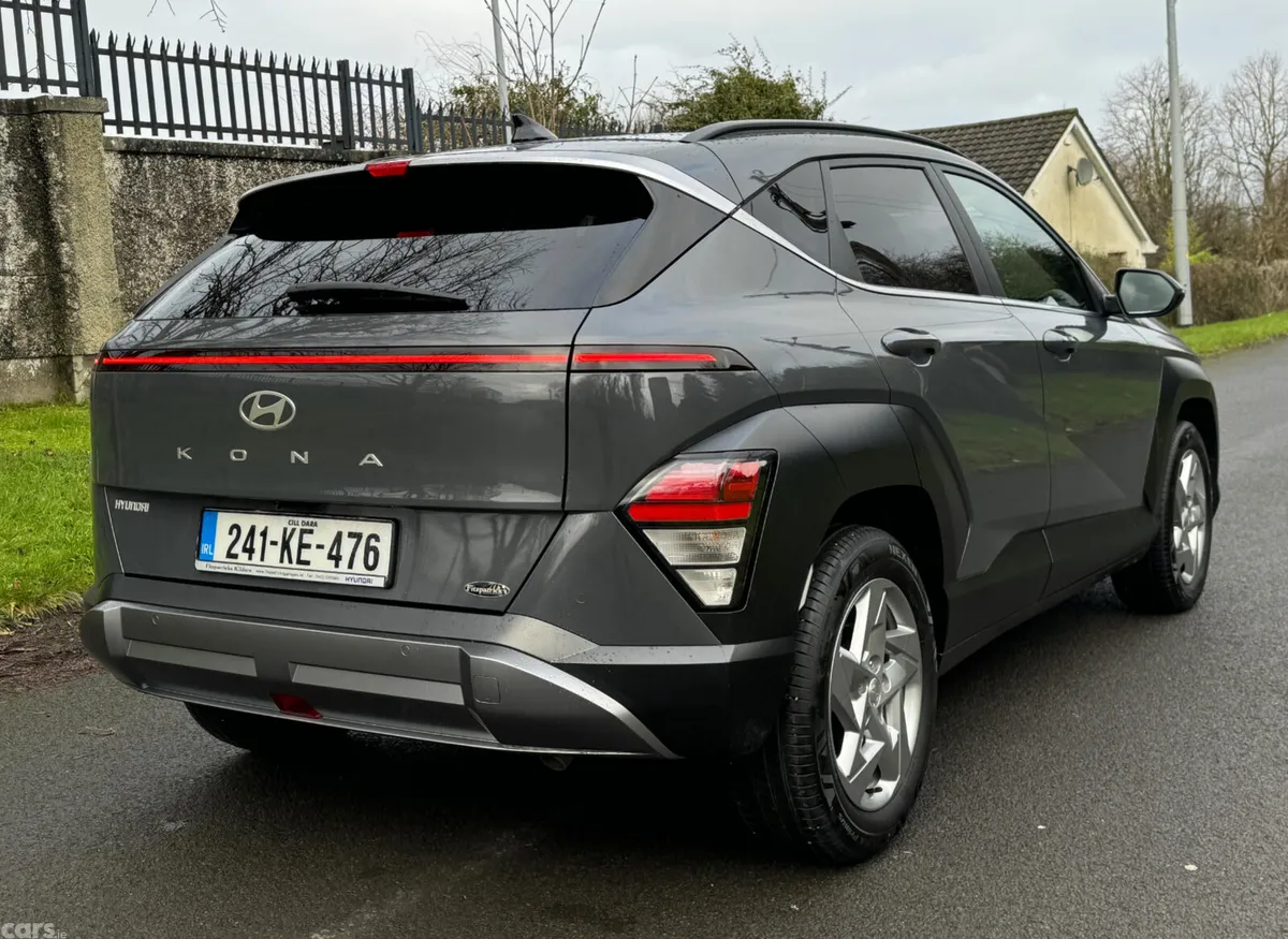 Hyundai KONA MPV, Petrol, 2024, Grey