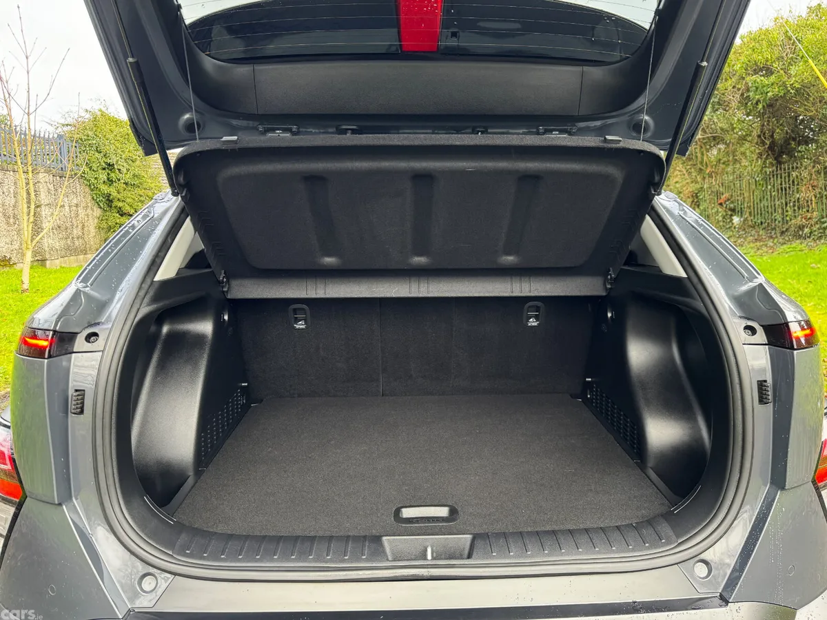 Hyundai KONA MPV, Petrol, 2024, Grey