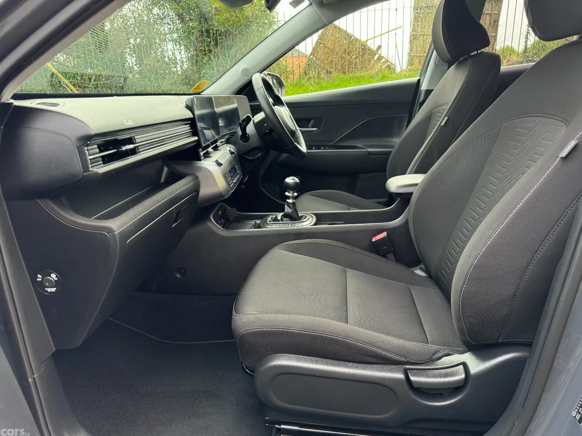 Hyundai KONA MPV, Petrol, 2024, Grey