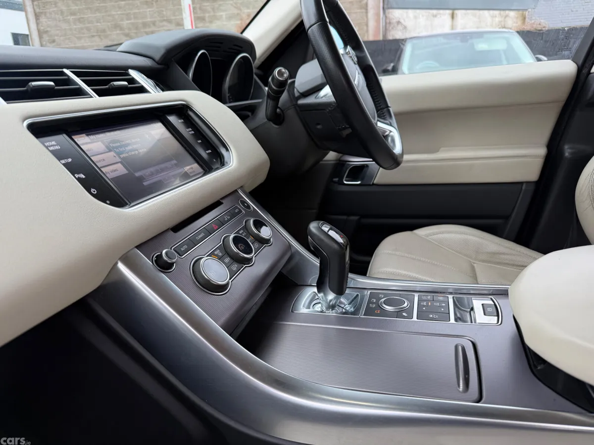 Land Rover Range Rover Sport SUV, Diesel, 2014, Grey