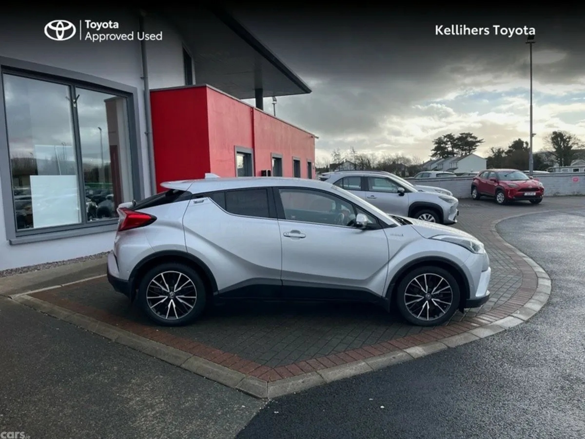 Toyota C-HR SUV, Petrol Hybrid, 2017, Silver