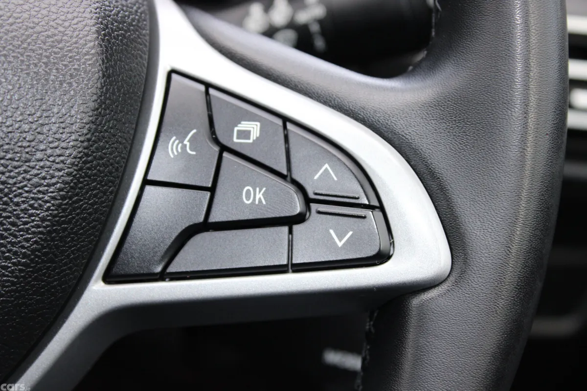Dacia Jogger MPV, Petrol, 2023, Brown
