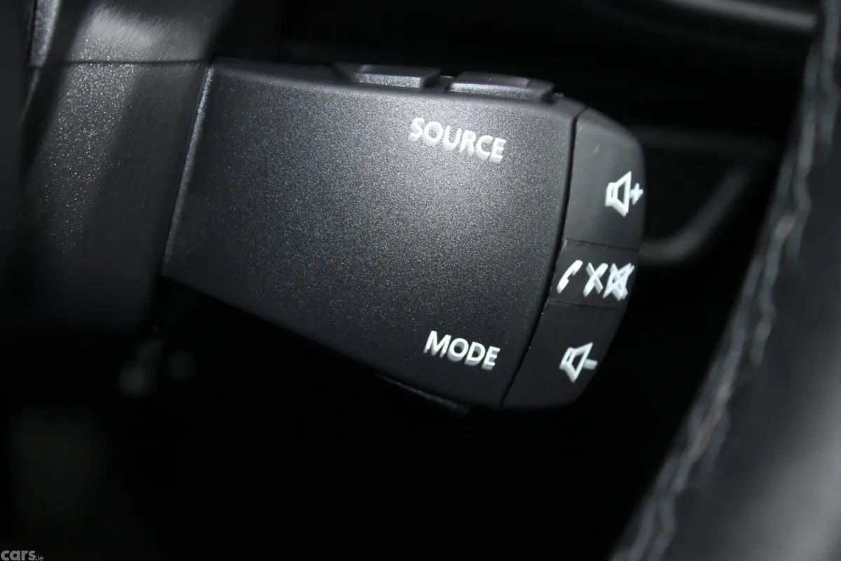 Dacia Jogger MPV, Petrol, 2023, Brown