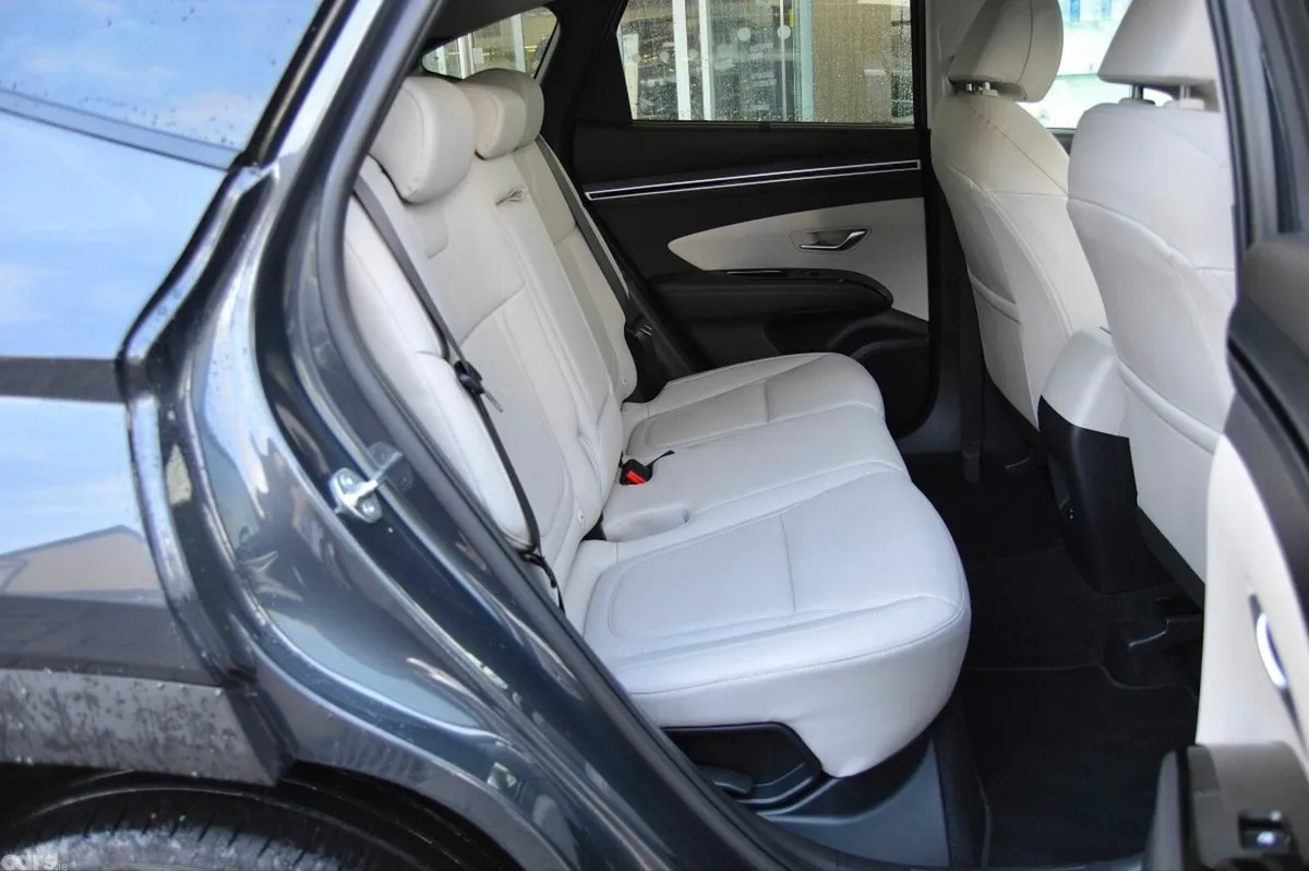 Hyundai Tucson SUV, Diesel, 2024, Grey