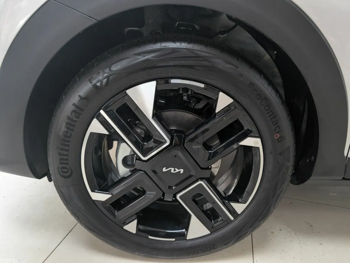 Kia Stonic Hatchback, Petrol, 2027, Silver