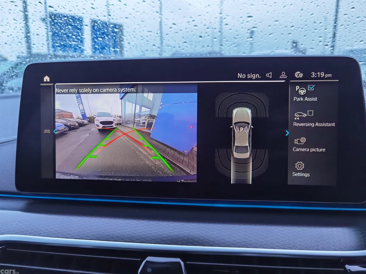 BMW 5-Series Saloon, Petrol Plug-in Hybrid, 2022, Black