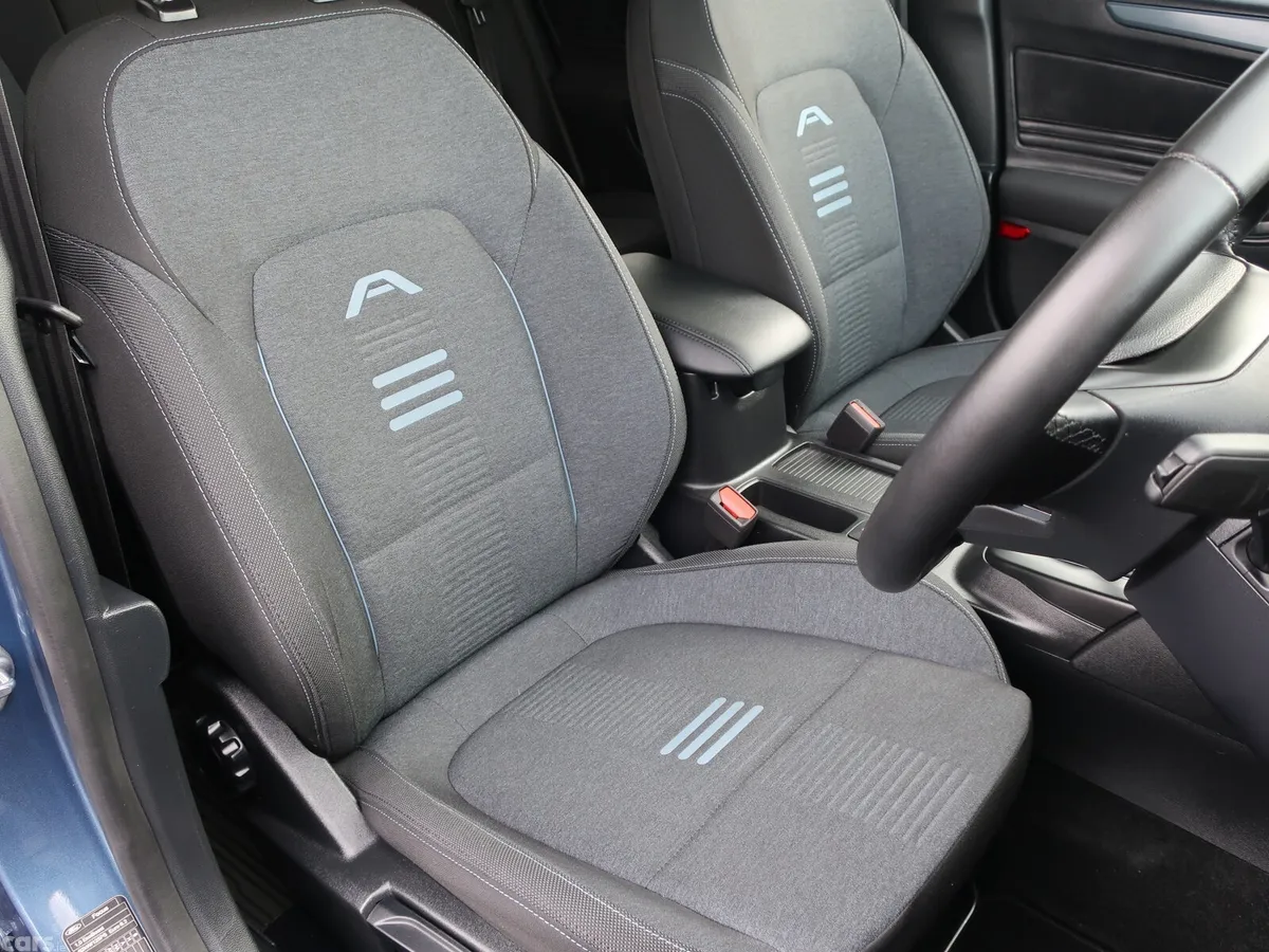 Ford Focus Estate, Petrol, 2023, Blue