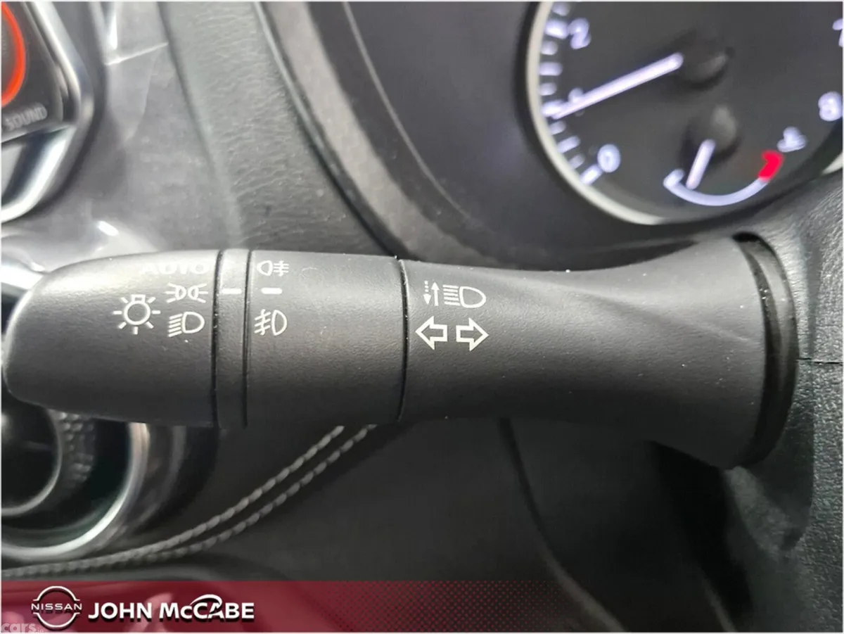 Nissan Juke MPV, Petrol, 2024, White