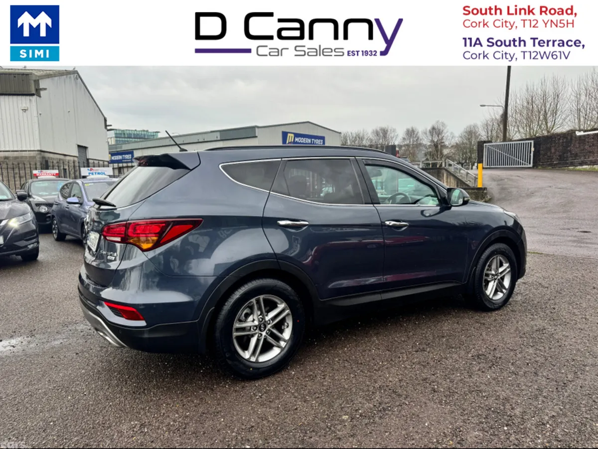 Hyundai Santa Fe Estate, Diesel, 2016, Blue