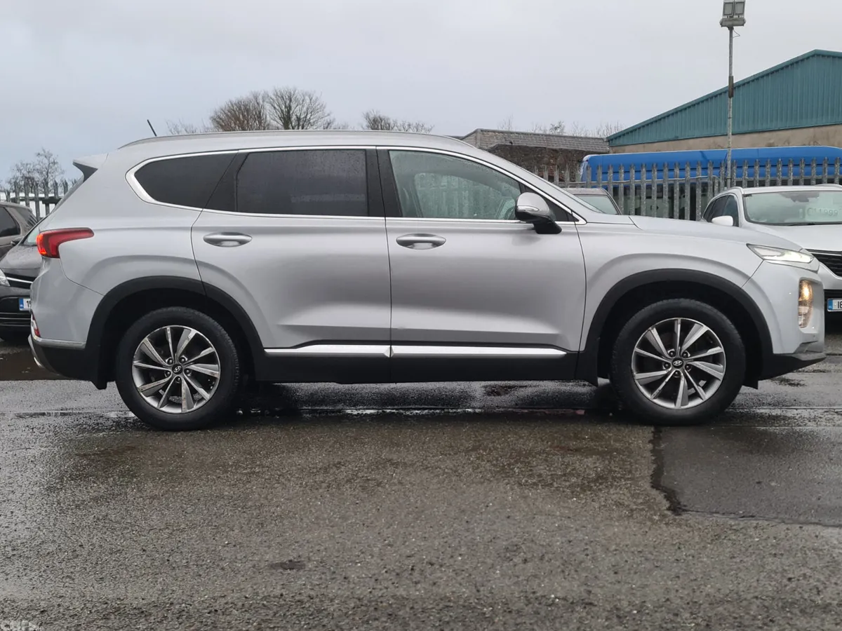 Hyundai Santa Fe SUV, Diesel, 2019, Grey