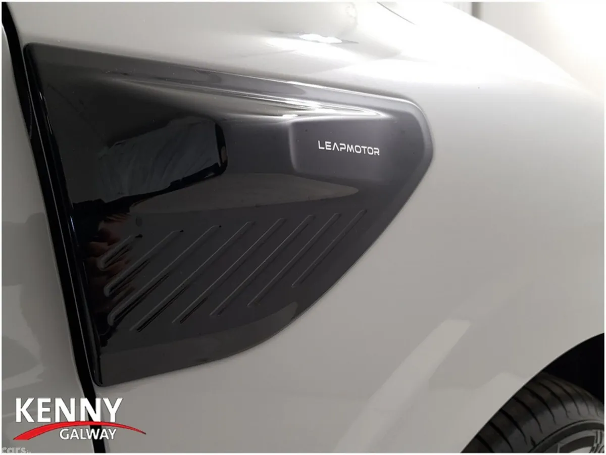 Leapmotor B10 SUV, Electric, 2026, Grey