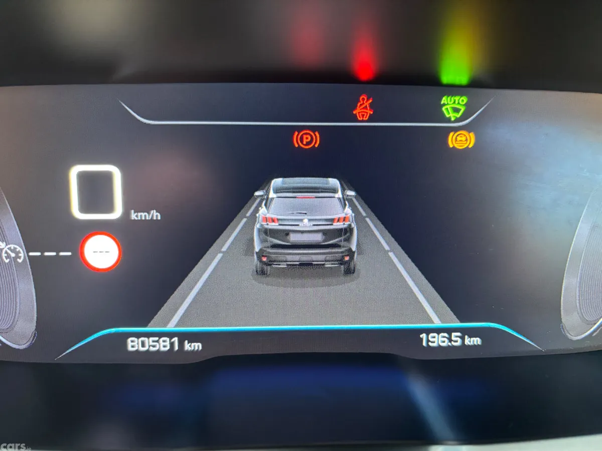 Peugeot 3008 MPV, Petrol, 2019, White