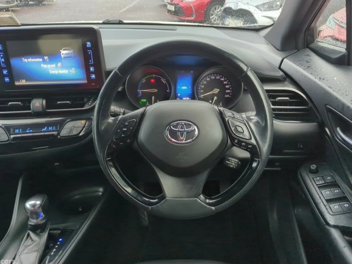 Toyota C-HR SUV, Petrol Hybrid, 2018, Silver