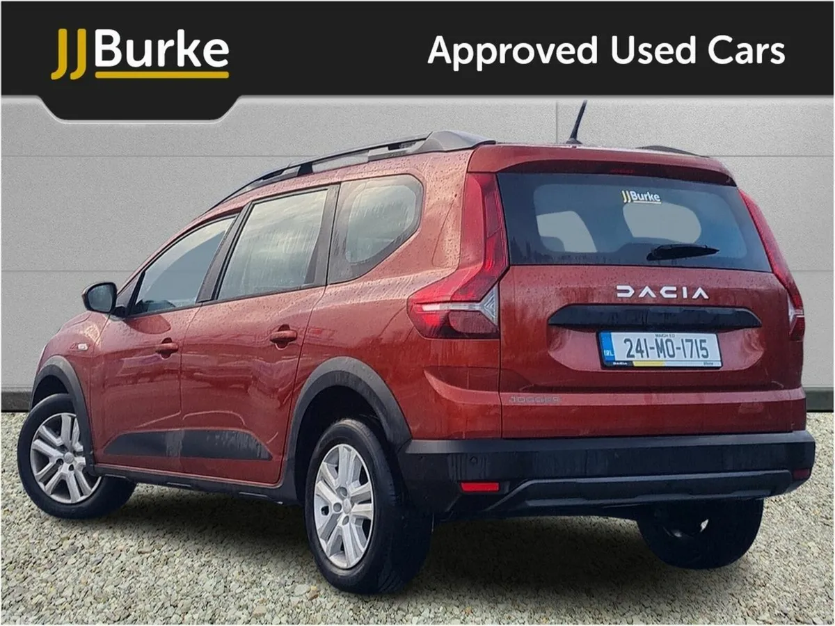 Dacia Jogger MPV, Petrol, 2024, Brown