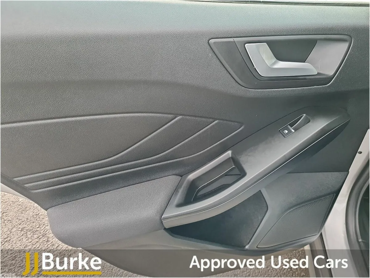 Ford Focus Hatchback, Diesel, 2021, Silver