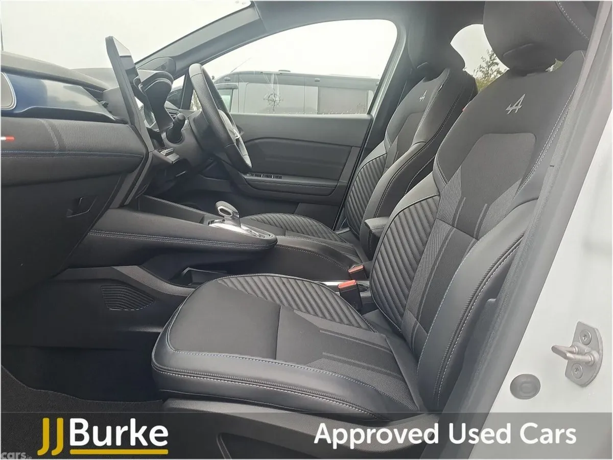 Renault Symbioz Hatchback, Petrol Hybrid, 2025, White